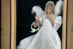 Zana_L'ange qui fait le tour de la terre